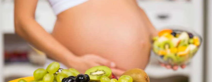 Советы экспертов по употреблению фруктов и ягод во время беременности