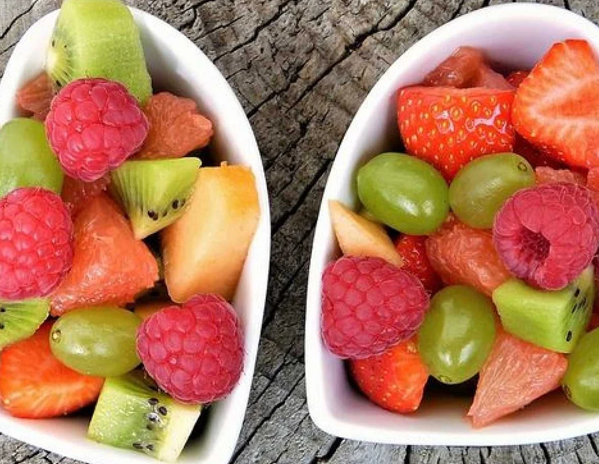 Рекомендуемые фрукты и ягоды в питании